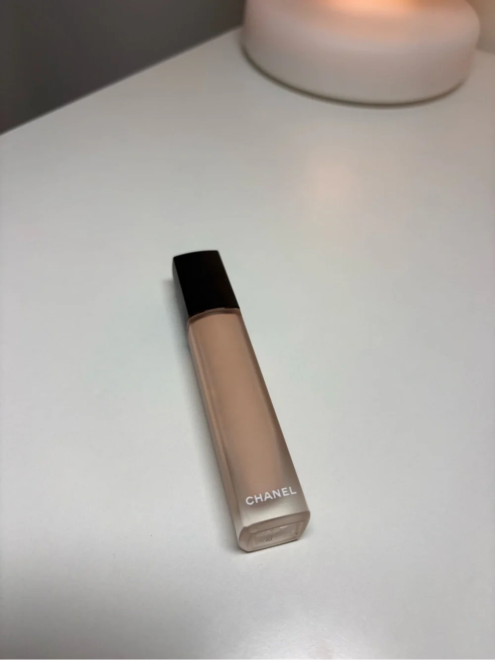 Chanel ultra le teint concealer , B20